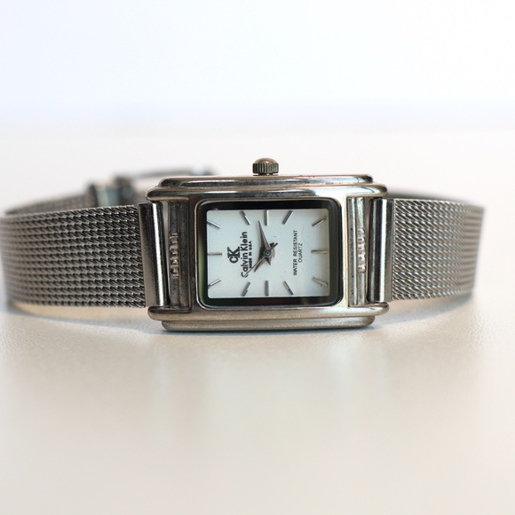 Calvin Klein quartz watch made in the USA - Picture 7 of 9